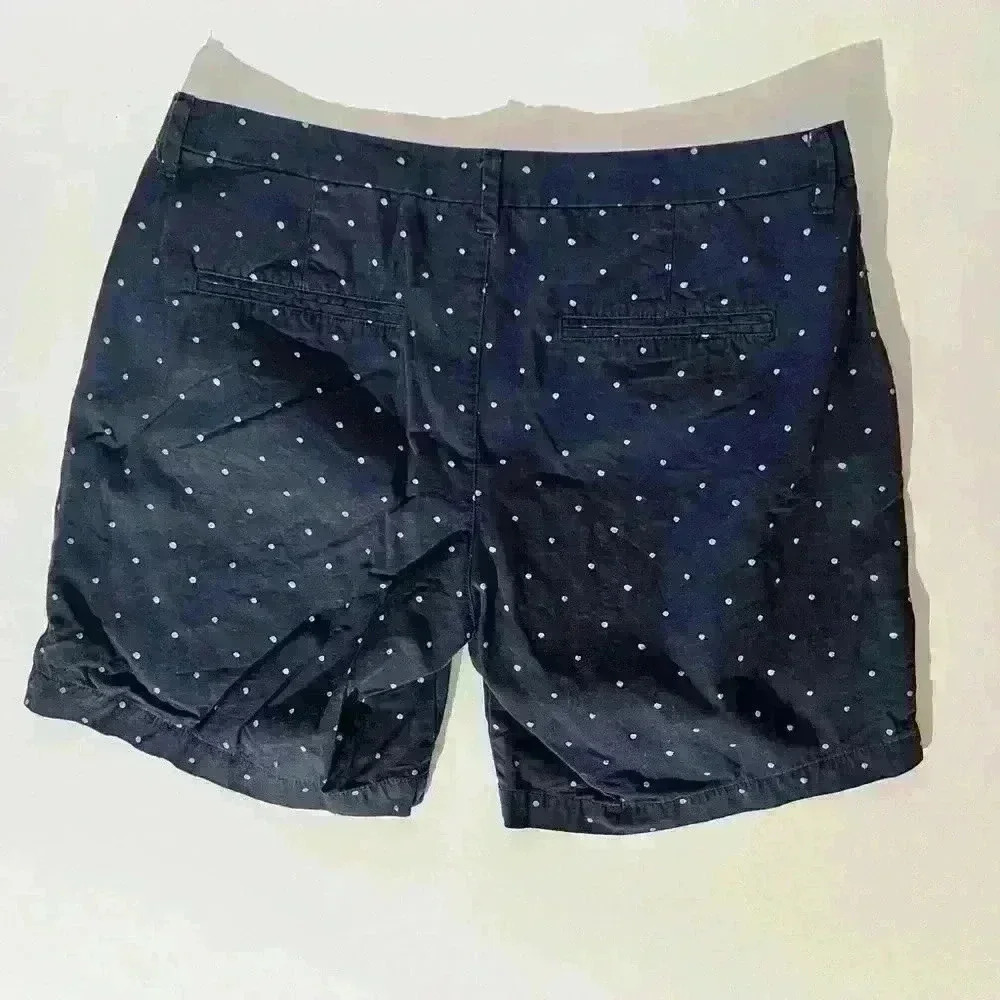 Old Navy Polka Dot Shorts - Picture 4 of 8